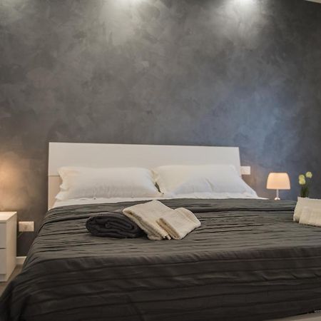 Parini Flat Appartement Lecce Buitenkant foto
